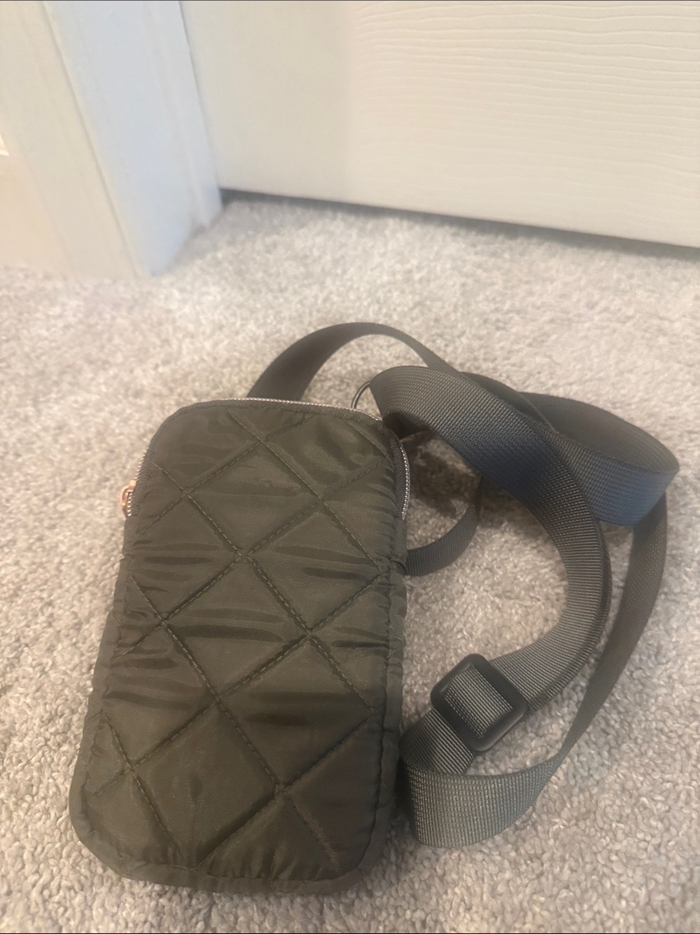 Quilted Mini Crossbody Pouch in Black